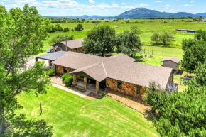 Spacious Country Home Near Ft Sill and Medicine Park